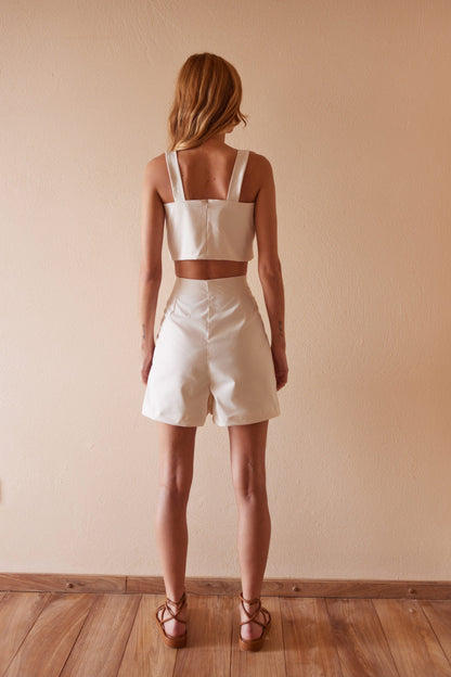 White Lucero Set